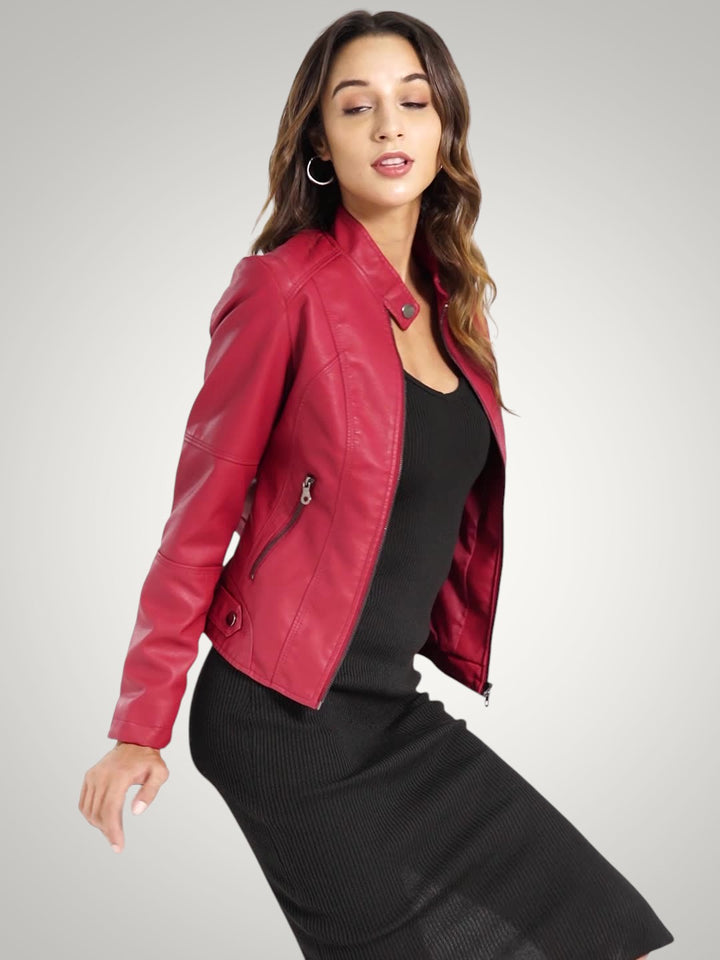 Cecily | Women&