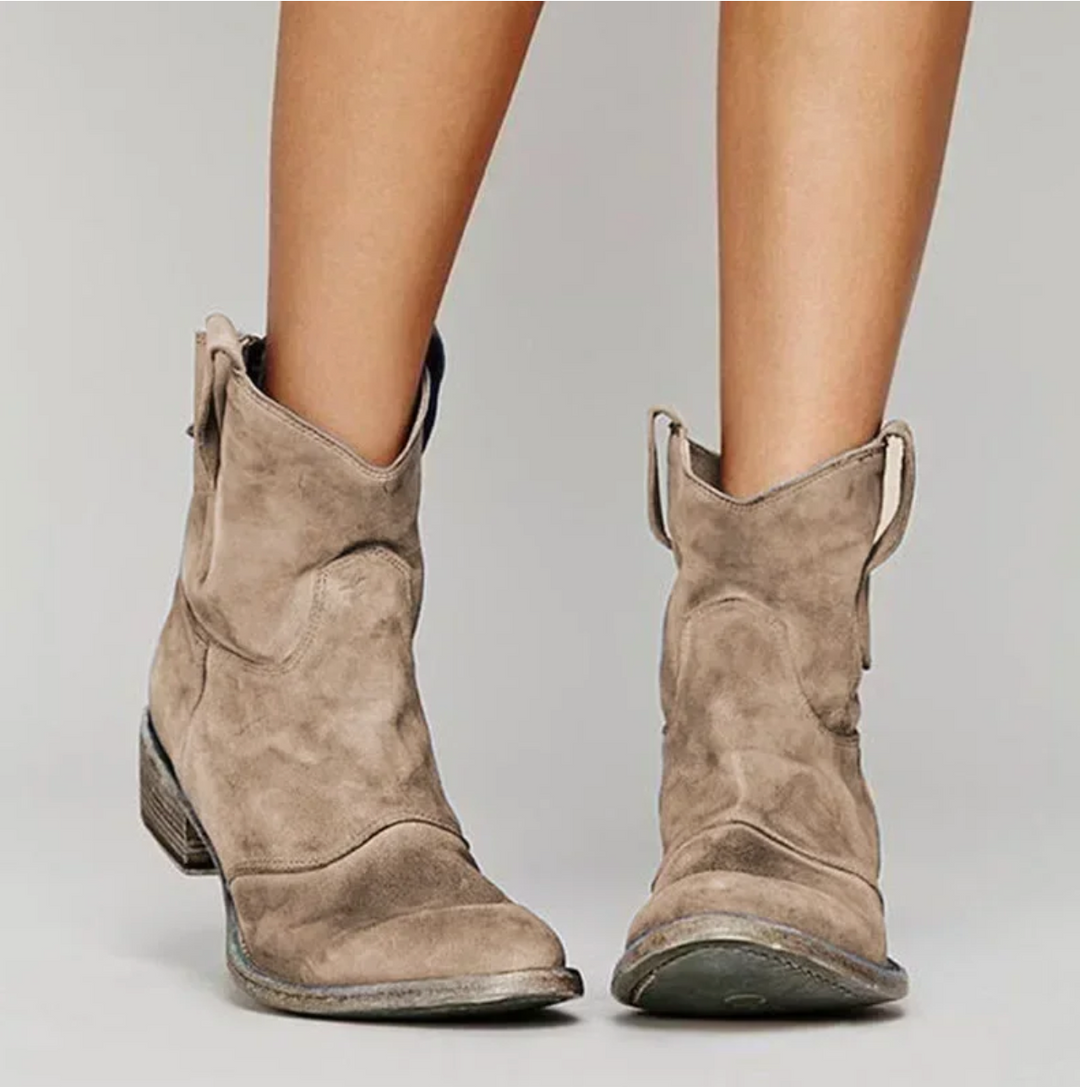 Kaia | Women&