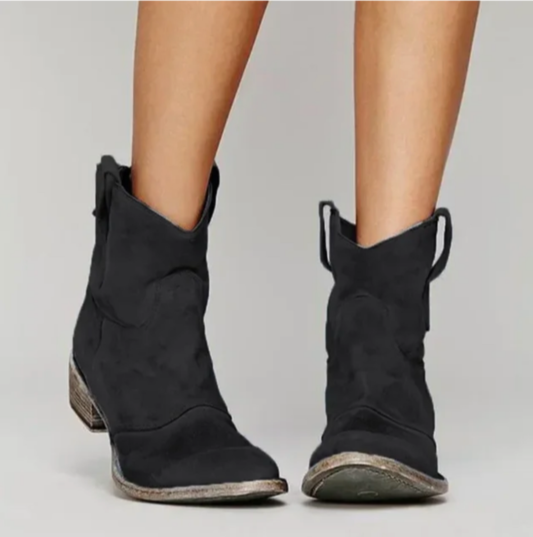 Kaia | Women&