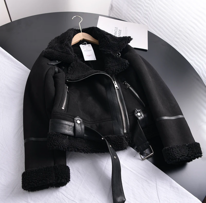 Mia | Women&
