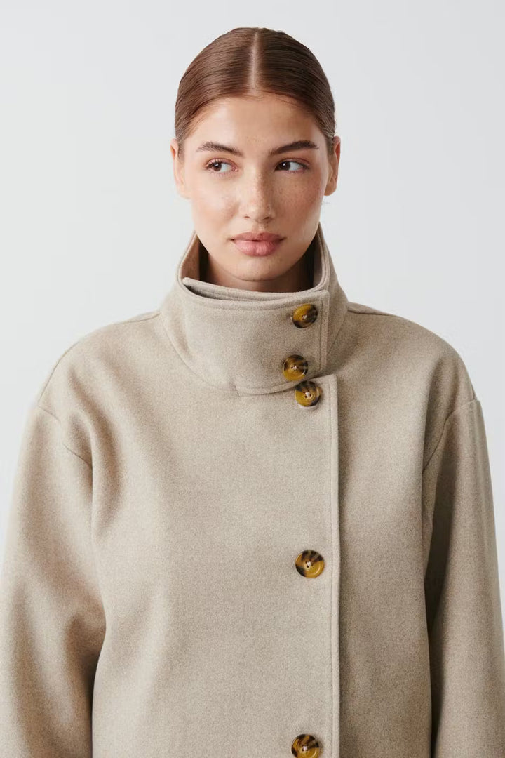 Caroline | Women&