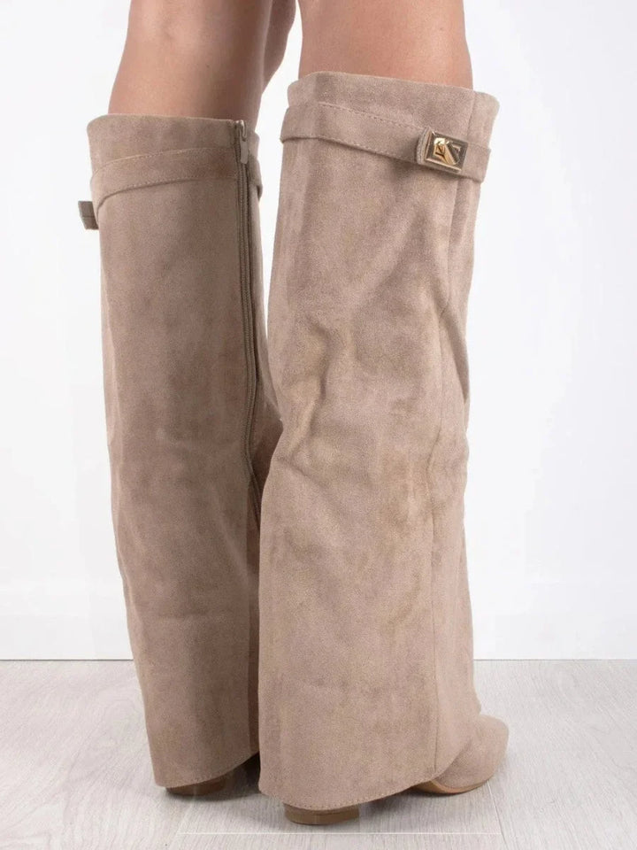 Ellie | Women&